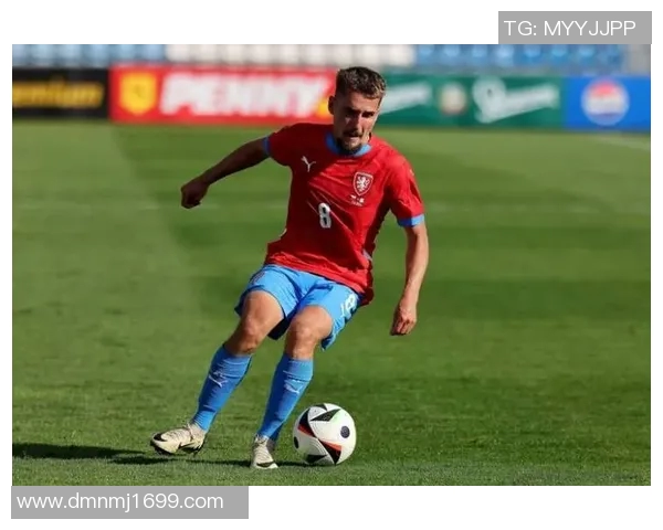 捷克与德国足球对决谁在比赛中成功进球分析